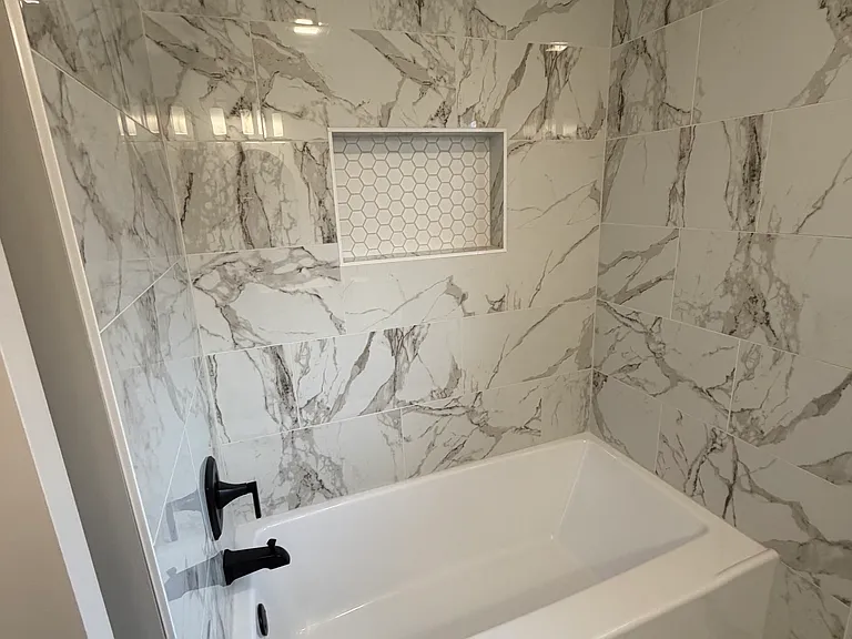 8804 S Fairfield Ave — Photo 3