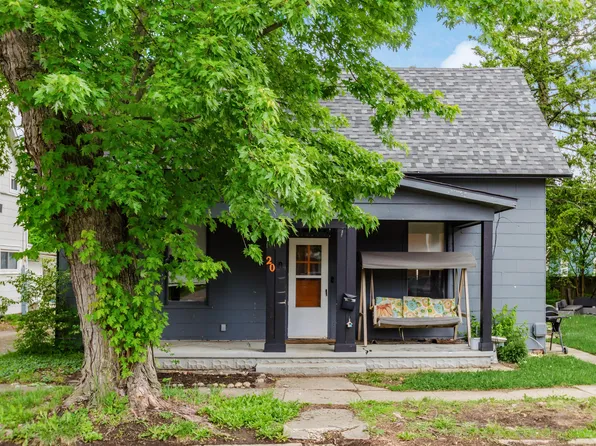 20 S High St, Mount Sterling, OH 43143