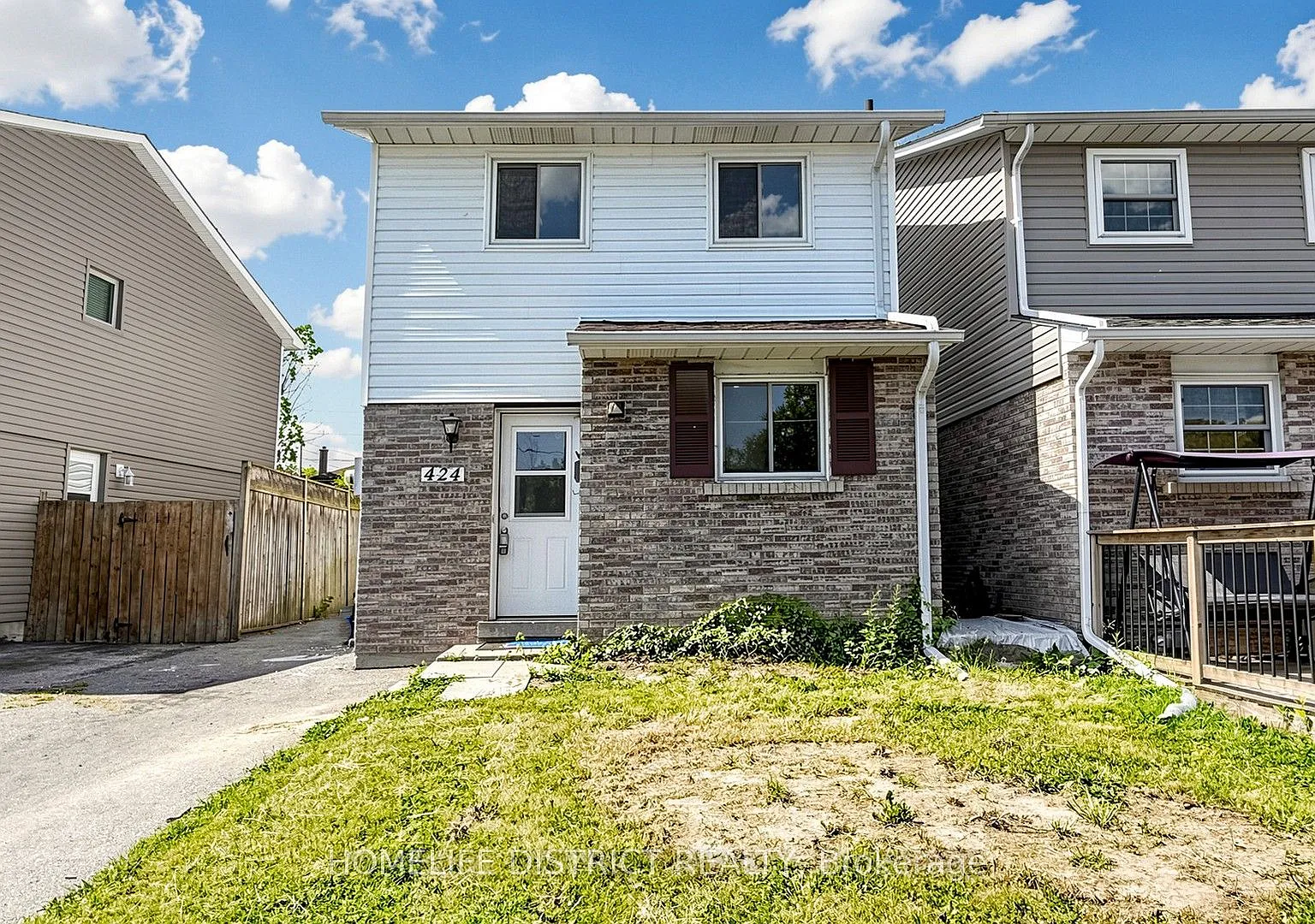 4 bed, $2,800 — Photo 1