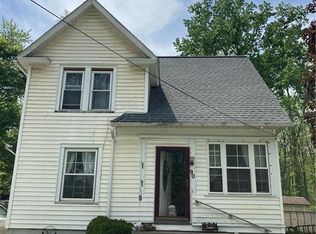 90 Stanley St, Mount Morris, NY 14510