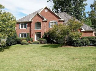 6911 Hidden Forest Ct, Roanoke, VA 24018