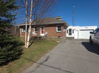 3989 McIntosh St, Hamilton, ON K9A4J9