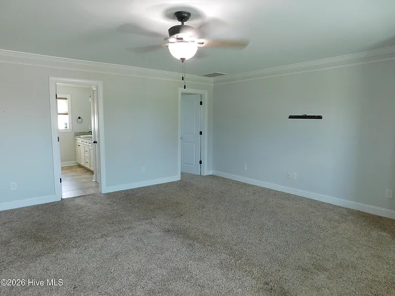 101 Staffordshire Dr #101 — Photo 42