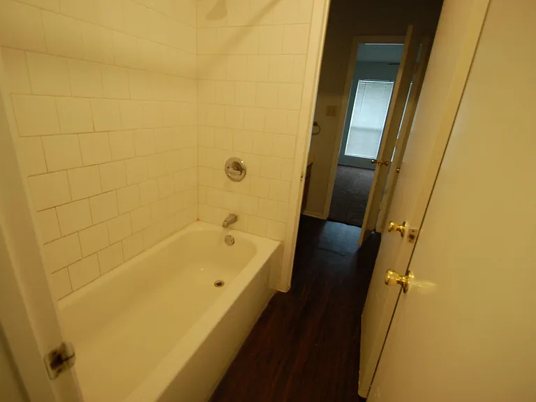 608 Lillard Rd #B — Photo 9