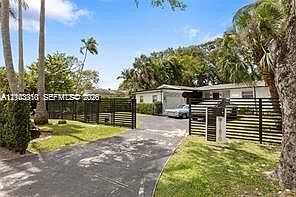 4th image of 11810 W Biscayne Canal Rd