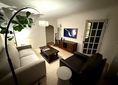 2865 Johnson Ave Photo 1