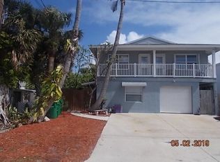 140 26th St, Cocoa Beach, FL 32931