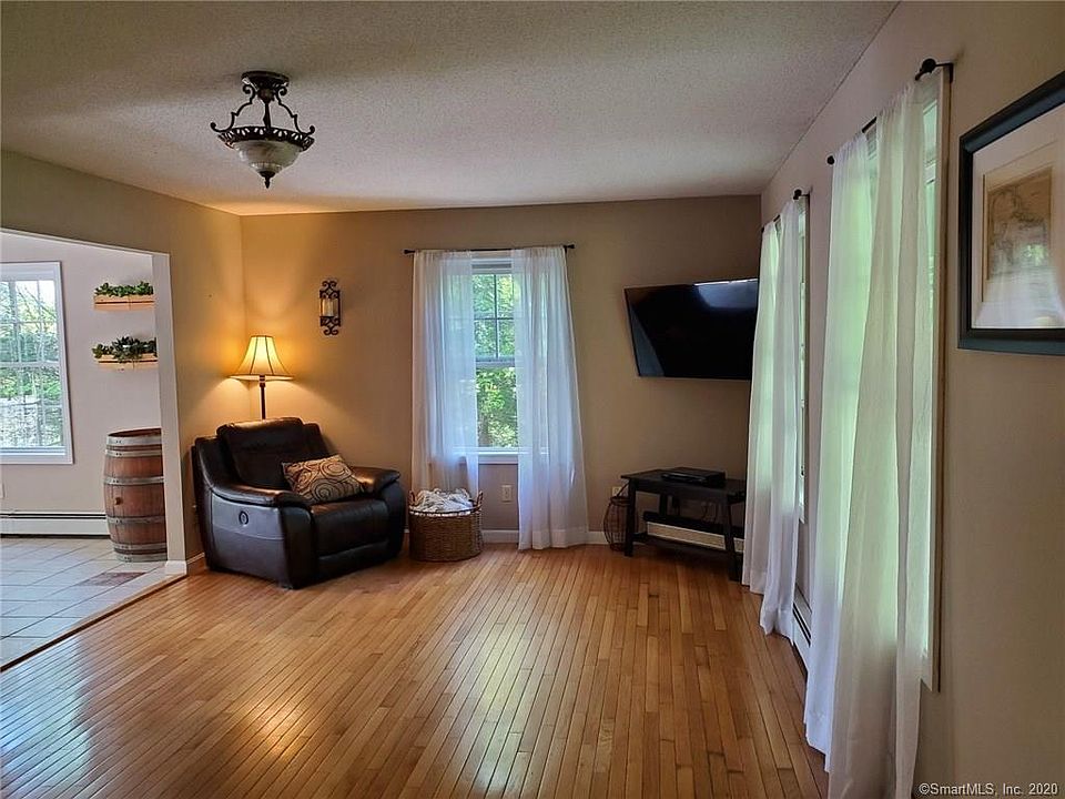 201 N Moodus Rd, Moodus, CT 06469 Zillow