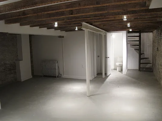 Rented by Zone Corp | media 2