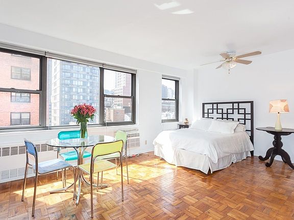 3rd image of 405 E 63rd St APT 8G