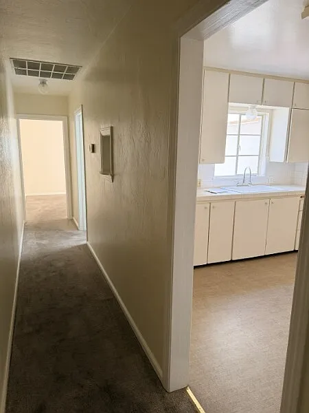 1 bed, 600 sqft, $2,200 — Photo 3
