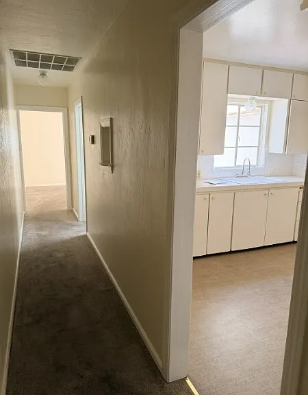 44 Ida St — Photo 2