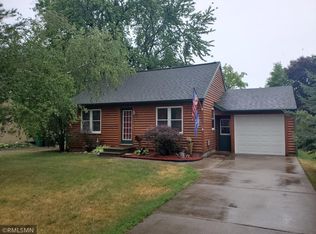 823 N Armstrong Ave, Litchfield, MN 55355