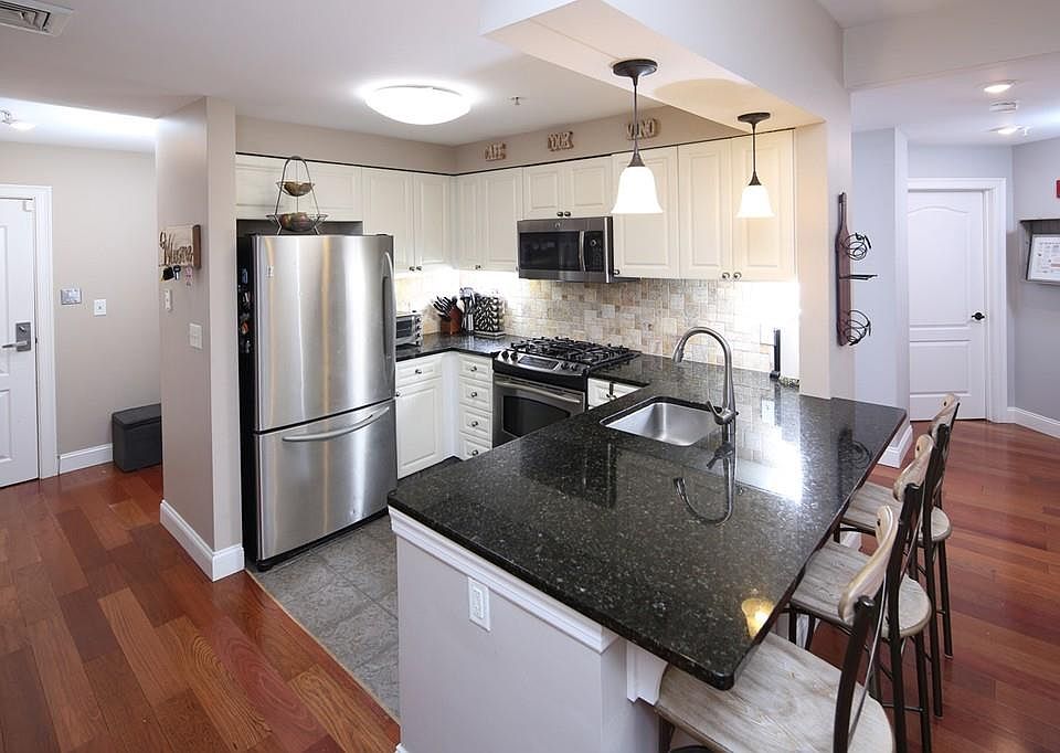 1st image of 501 Commerce Dr Unit 1107