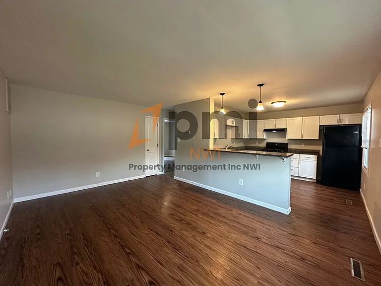 5831 Creekview Ct W #2 — Photo 3