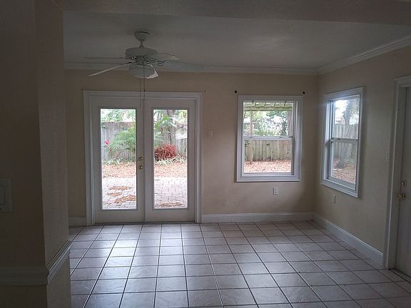 5th image of 5543 71st St N
