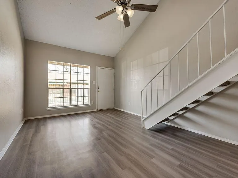 1217 Pecan Square Dr #27 — Photo 5