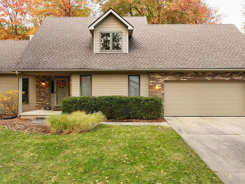 1st image of 1107 Whispering Oak Dr