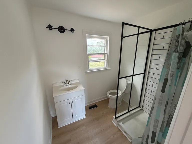 3307 Arlington Dr — Photo 5