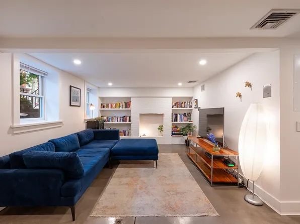 231 7th St APT 1, Jersey City, NJ 07302