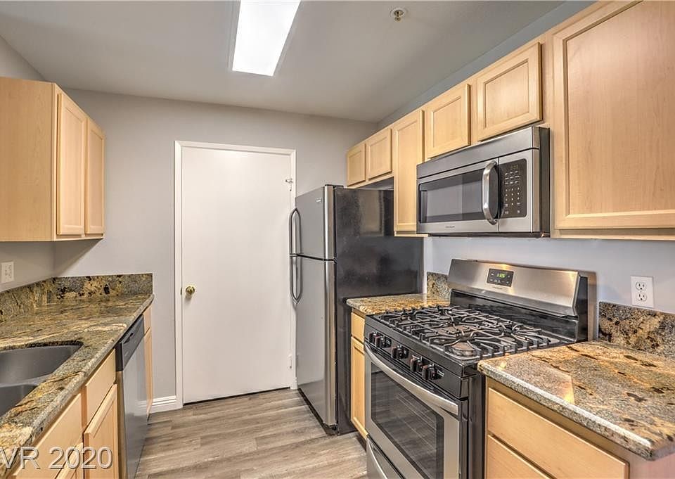 1st image of 950 Seven Hills Dr APT 2423