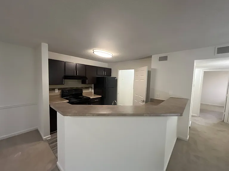 Wesley Place Apartments at Lawrenceville — Photo 160