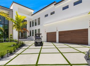 5636 De Soto Court Cpe, Coral, FL 33904