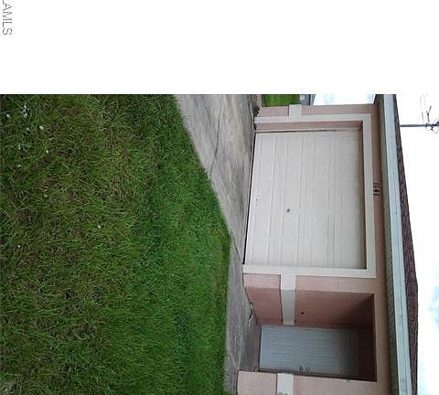 3rd image of 1141 Homer Ave S