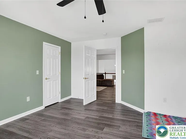 560 Quaker Ridge Ter — Photo 26