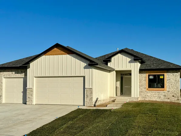 2120 S 93rd St, Lincoln, NE 68520