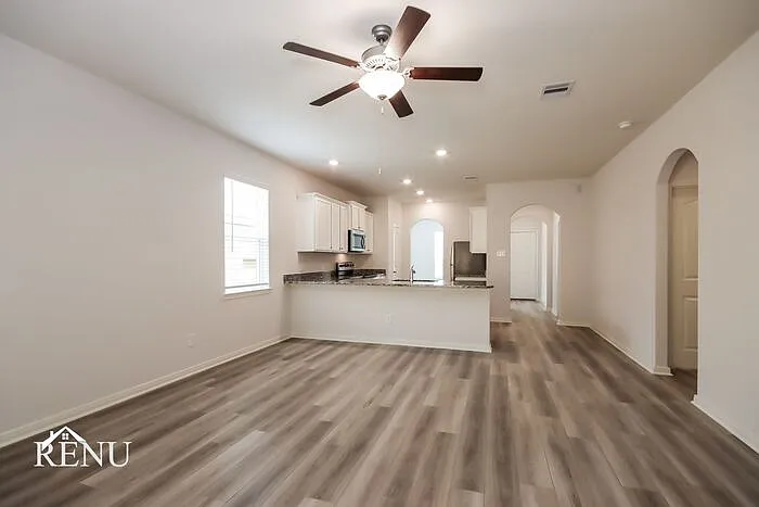 10482 Sweetwater Creek Dr — Photo 5