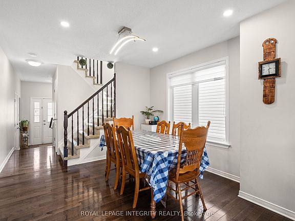 4th image of 407 Celtic Ridge Cres