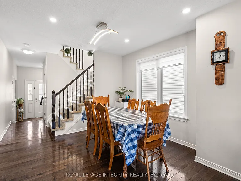 407 Celtic Ridge Cres — Photo 4