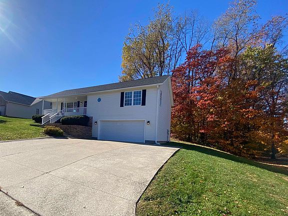 2nd image of 221 N Beechwood Dr