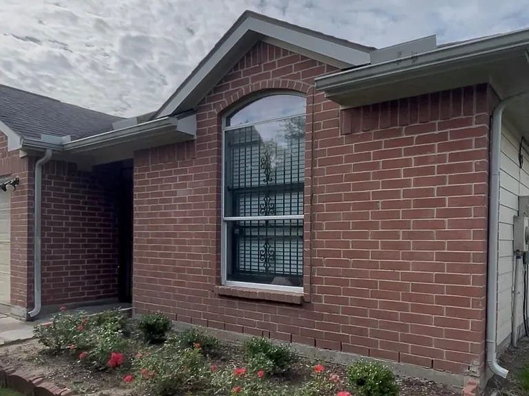 2831 Sockeye Dr — Photo 1