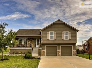 16749 Ingalls St, Gardner, KS 66030