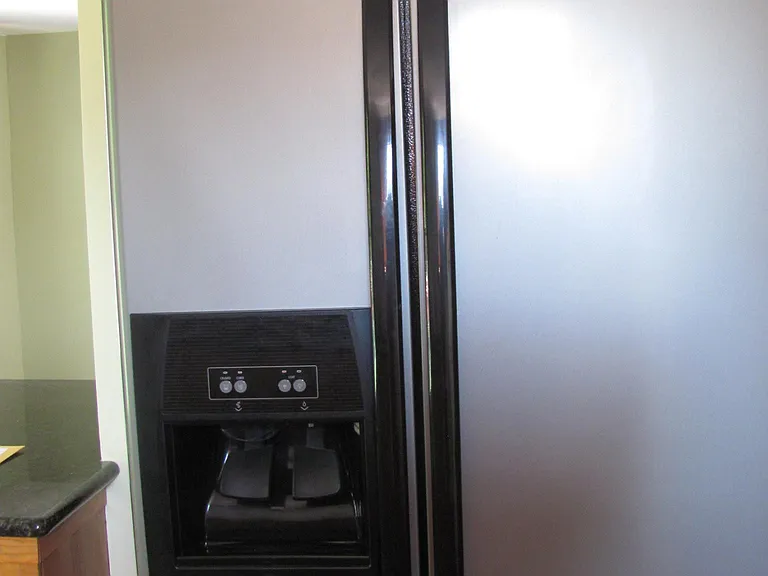 941 Rhode Island St — Photo 6