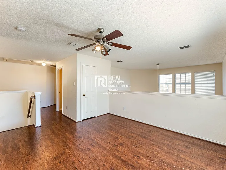 3929 Acorn Ln — Photo 20