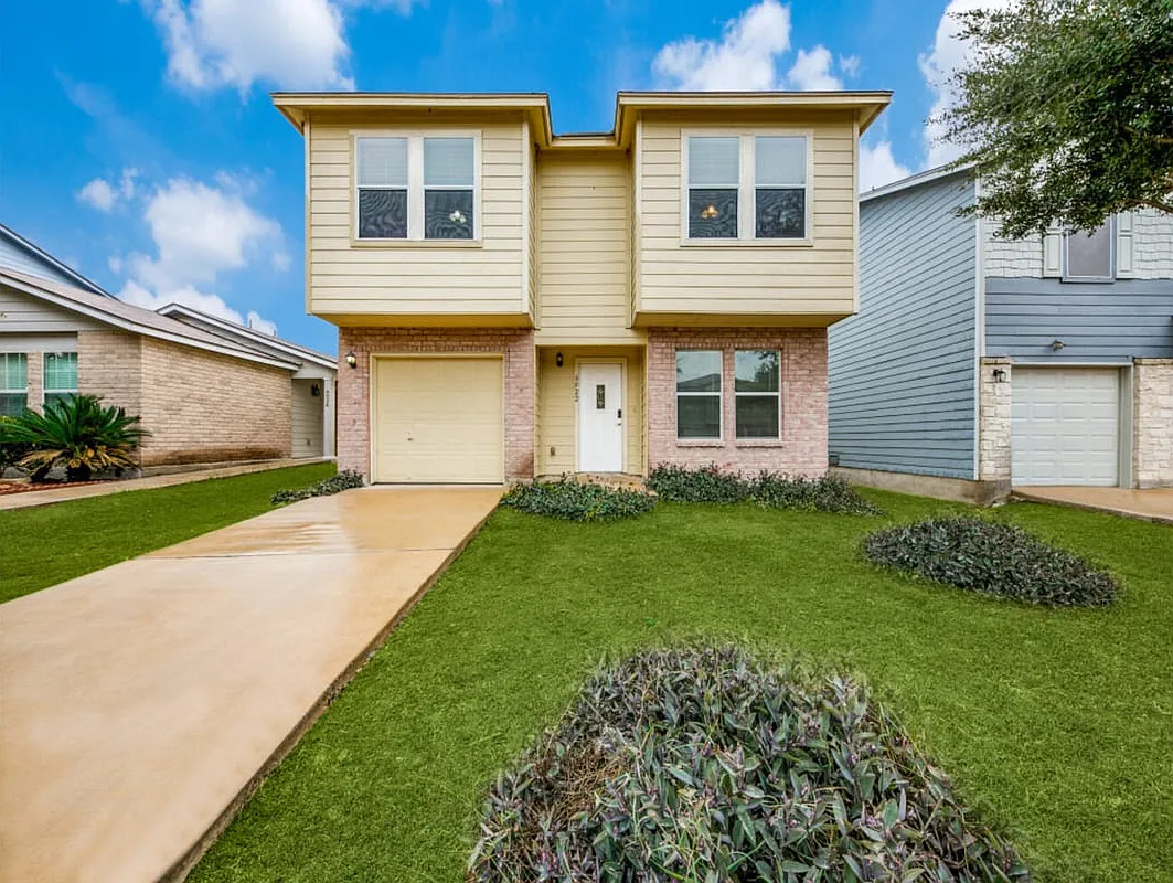 6022 Plumbago Place San Antonio TX 78218 — Photo 1