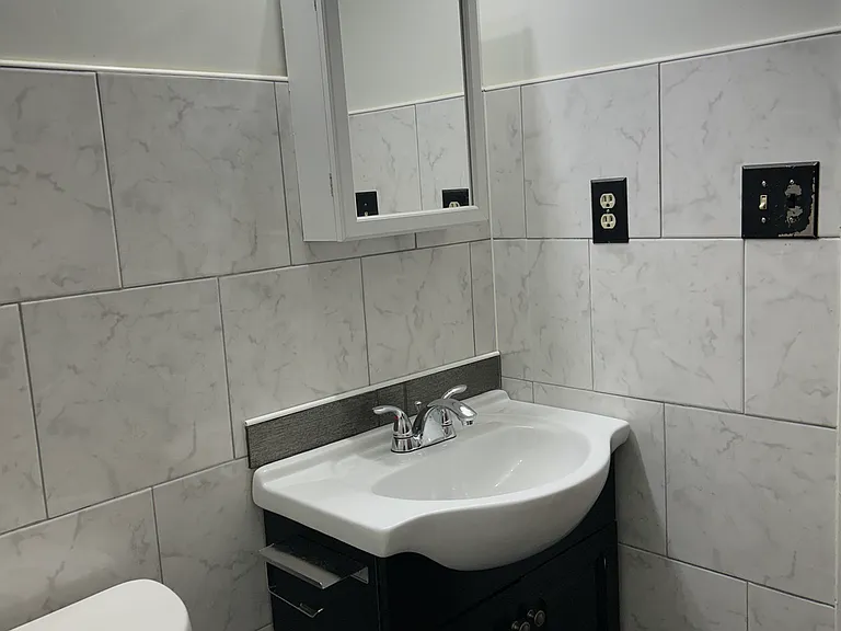 2328 Eveningview Dr — Photo 15