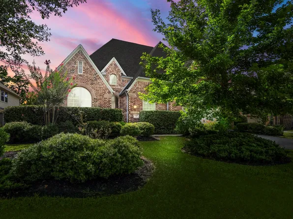 110 Hunter Hollow Dr, Montgomery, TX 77316