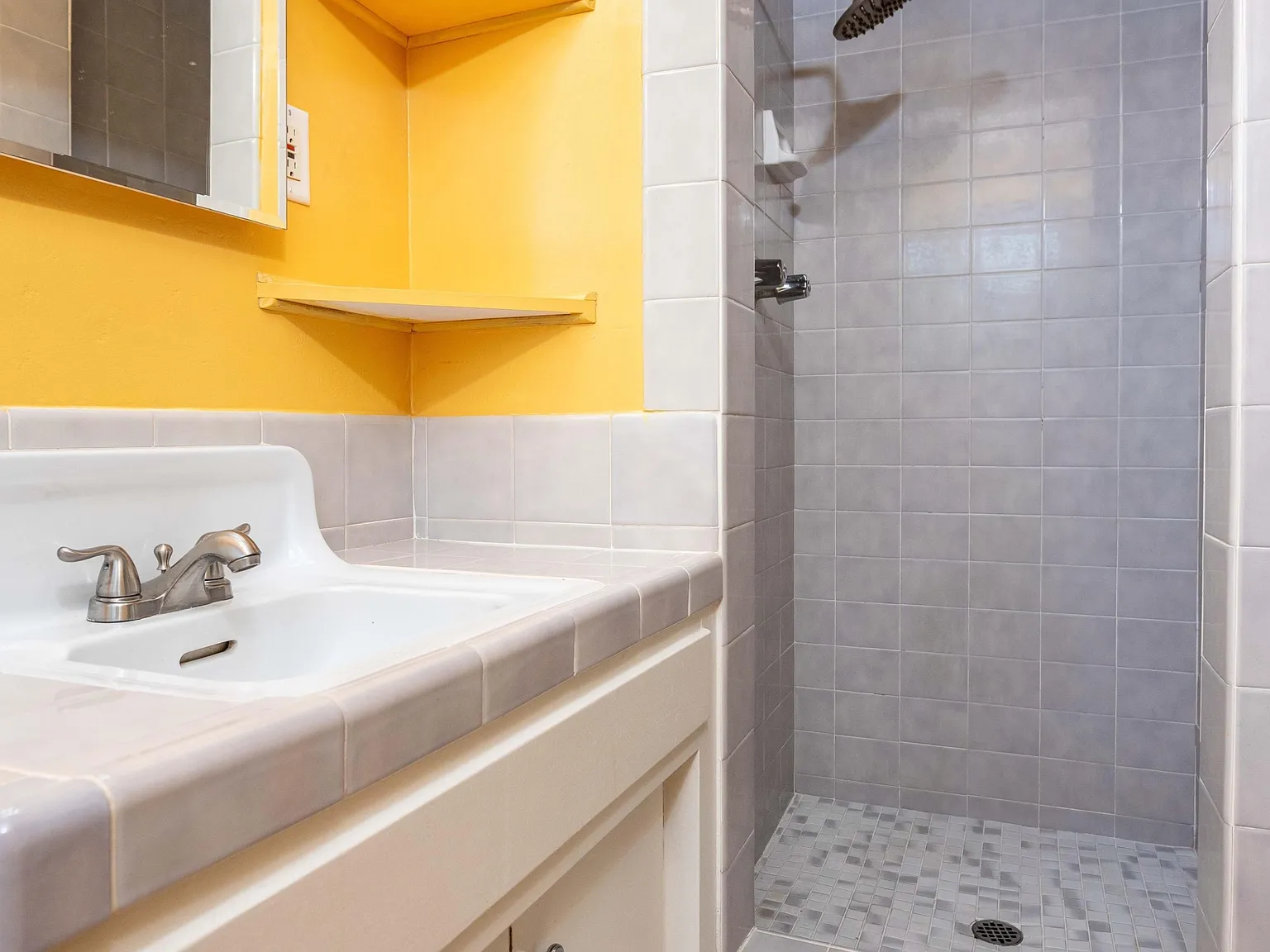 1312 Telegraph Avenue - 1 — Photo 4