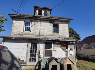 807 13th St, Kenova, WV 25530