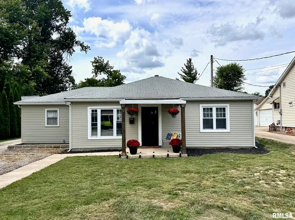 1721 S East St, Jacksonville, IL 62650