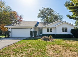 7100 NW Beaver Dr, Johnston, IA 50131