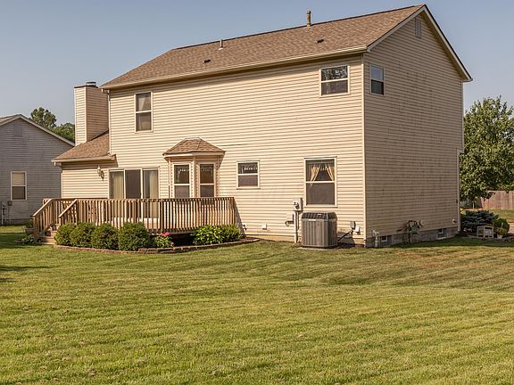 4th image of 4936 Strawberry Glade Dr