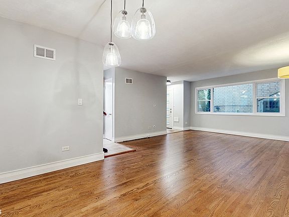 4th image of 4616 N Ashland Ave #C