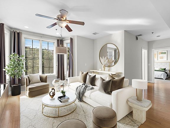 2nd image of 517 Jackson St APT 201