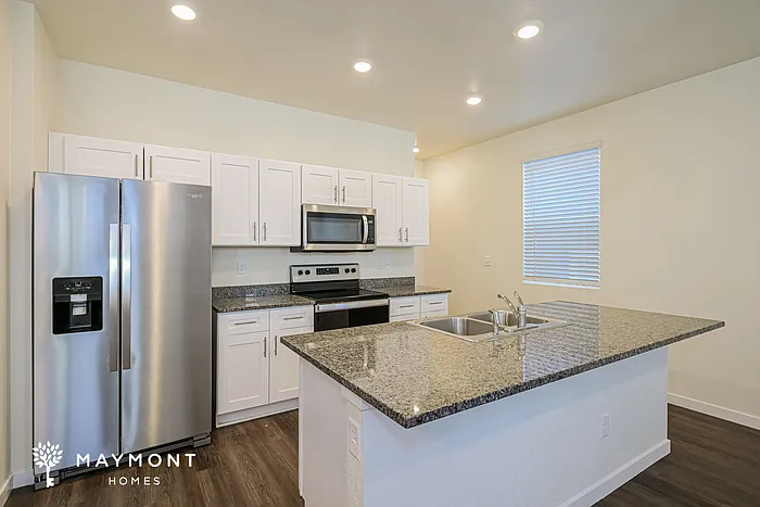 13561 Oneida Ln — Photo 6