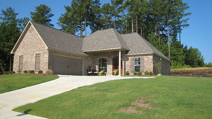 Beautiful Private Corner Lot